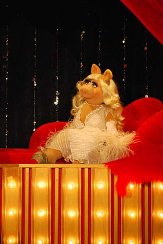 File:FNO Piggy.jpg
