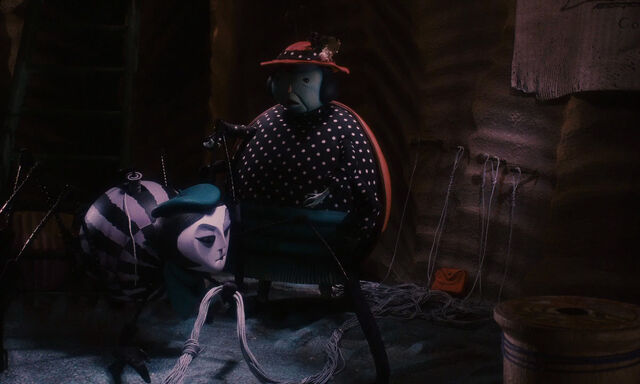 File:James-giant-peach-disneyscreencaps.com-3867.jpg