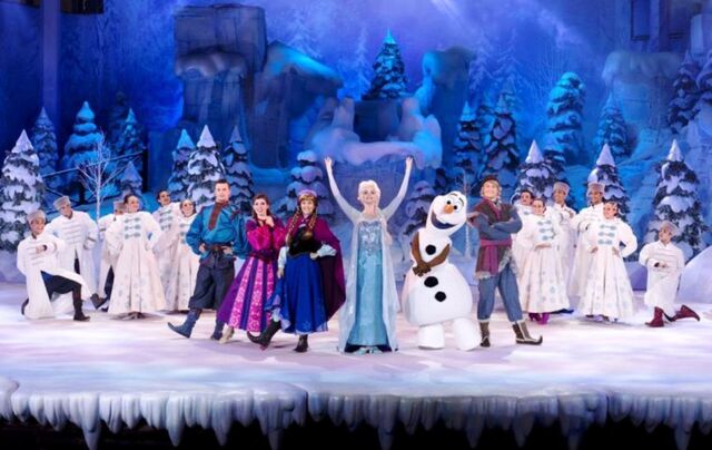 File:Frozen Sing-along Show paris.jpg