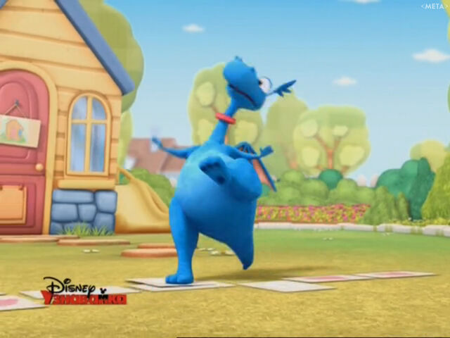 File:Stuffy doing hopscotch.jpg