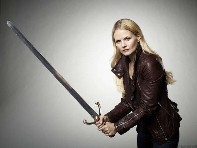 File:Emma Swan Season 2 With Sword 01.jpg