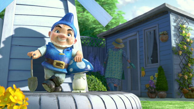 File:Gnomeo-juliet-disneyscreencaps.com-3372.jpg