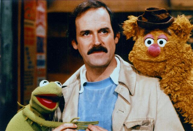 File:Cleese01.jpg