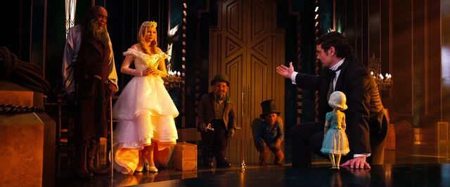 File:Oz-great-powerful-disneyscreencaps.com-14400.jpg