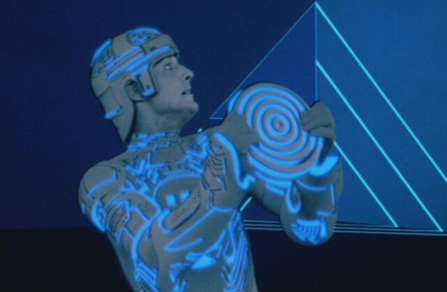 File:Tron Fighting.jpg