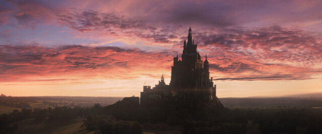 File:Maleficent-(2014)-228.jpg