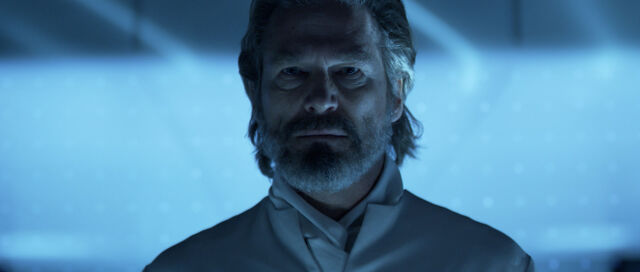 File:KevinFlynn-TronLegacy.jpg