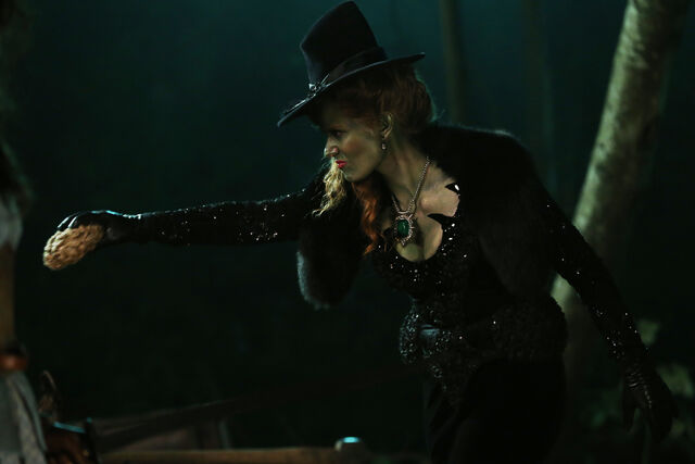 File:OUAT S5 16 33.jpg