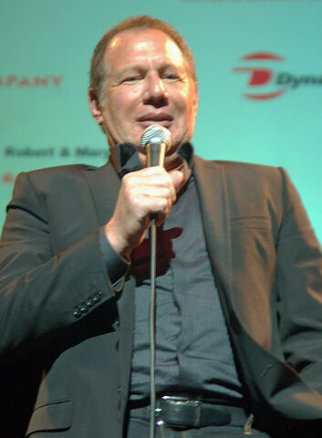 File:GarryShandlingApr2011.jpg