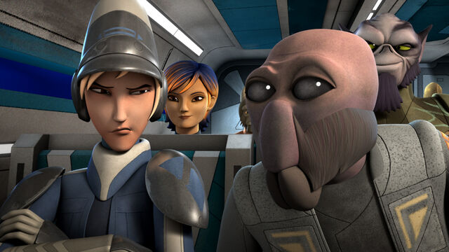 File:Wabo talking to Tua.jpg