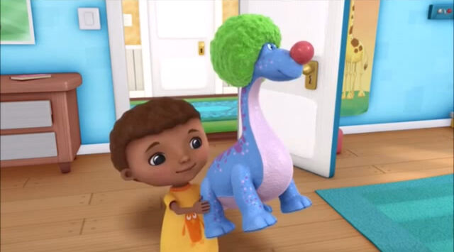 File:Donny playing with bronty.jpg