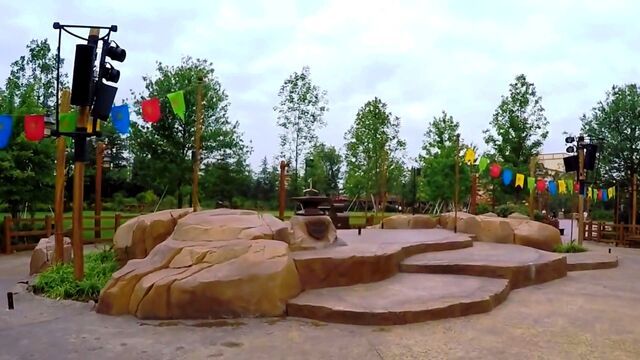 File:Festival Forest Shanghai.jpg