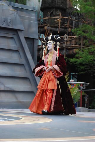 File:Queen Amidala.jpg