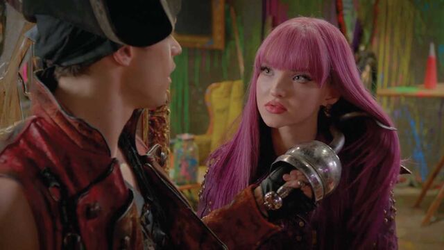 File:Descendants-2-24.jpg