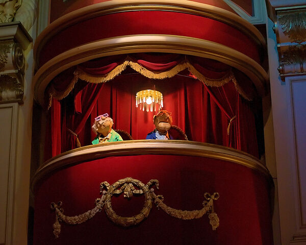 File:Mv3dbalcony.jpg