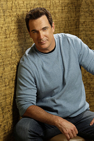 File:Patrick-warburton-11.jpg