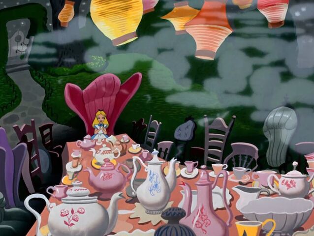 File:Alice-in-Wonderland Alice-8.jpg
