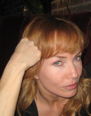 File:Rebecca-de-Mornay.jpg