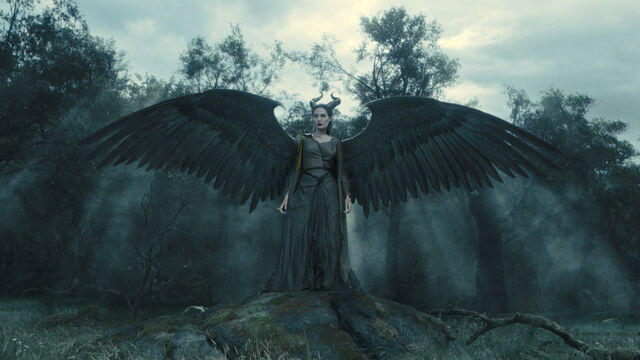 File:Maleficent-(2014)-165.jpg