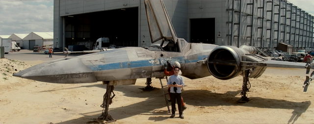 File:X-Wing Episode VII Set.png