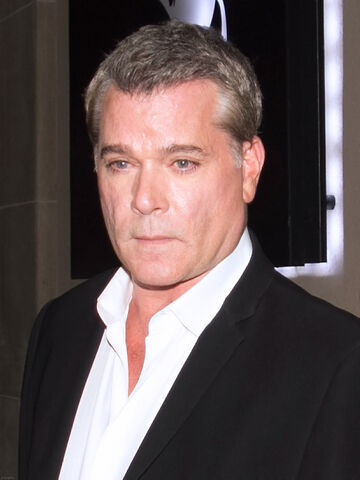 File:Ray Liotta (8140672892).jpg