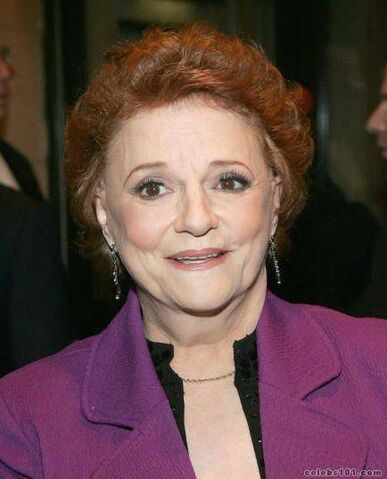 File:Carole Shelley 8.jpg