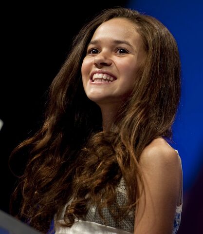 File:Madison Pettis 2010.jpg