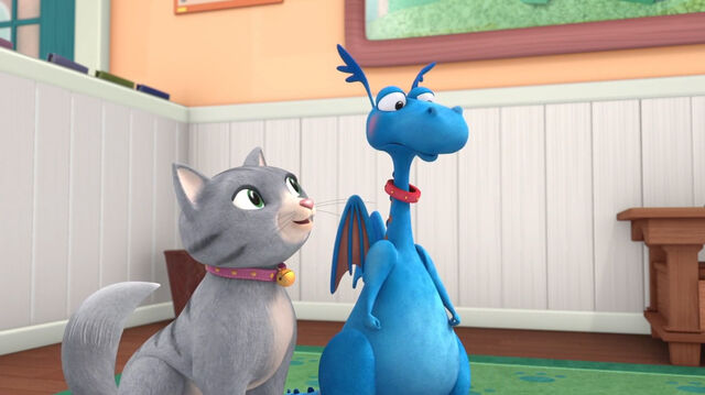 File:Stuffy and a cat2.jpg