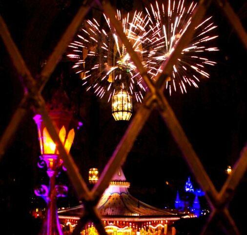 File:View-of-fireworks-with-beasts-castle-cinderellas-royal-table-600x600.jpg