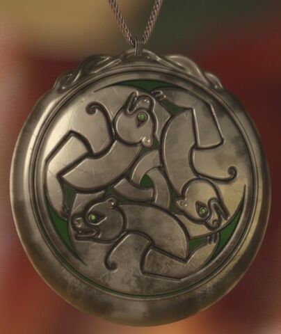 File:Merida's Pendant.jpg