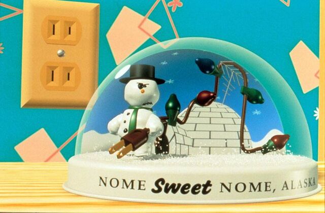 File:Knick Knack Snowglobe.jpg