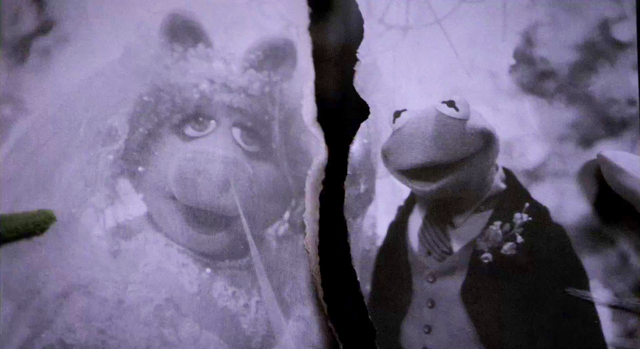 File:Kermit-and-Piggy-Torn-Wedding-Photo.png