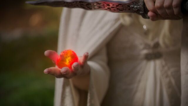 File:Emma holding Amber 01.jpg