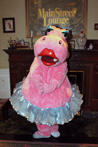File:Hyacinth Hippo DI Paris.jpg
