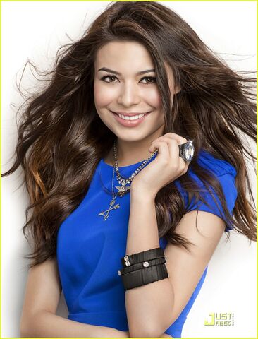File:Miranda-cosgrove.jpg