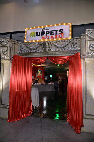 File:Muppets+Most+Wanted+Premiere (12).jpg