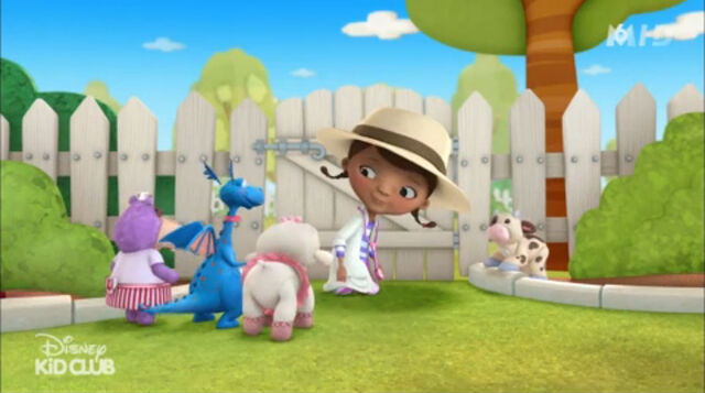 File:Doc, lambie, hallie, stuffy and moo moo.jpg