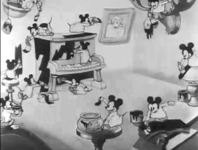File:Mickey's Nightmare 4.jpg