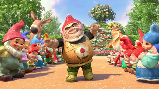File:Gnomeo-juliet-disneyscreencaps.com-8970.jpg
