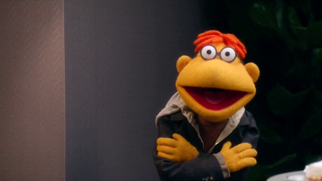 File:TheMuppets-S01E08-ScooterArms04.png