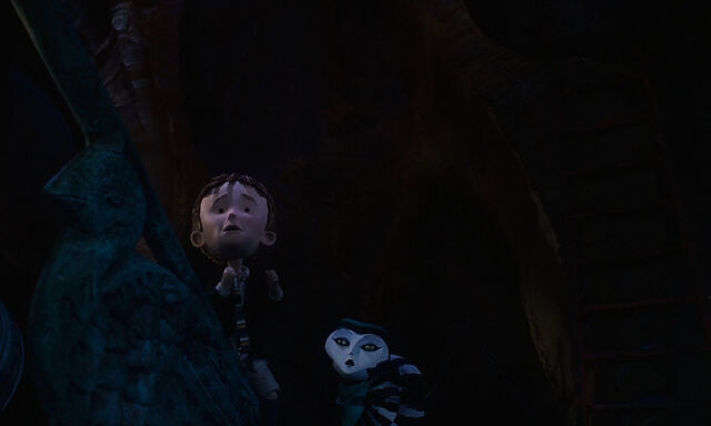File:James-giant-peach-disneyscreencaps.com-2820.jpg