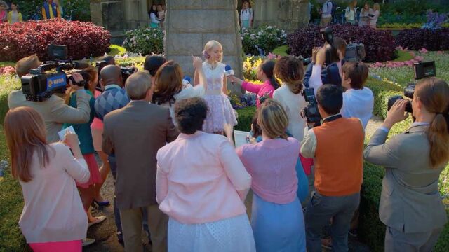 File:Descendants-2-2.jpg