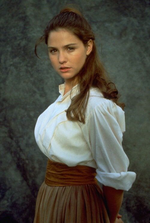 File:Sarah.jpg