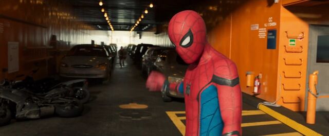File:Spider-Man Homecoming 39.jpg
