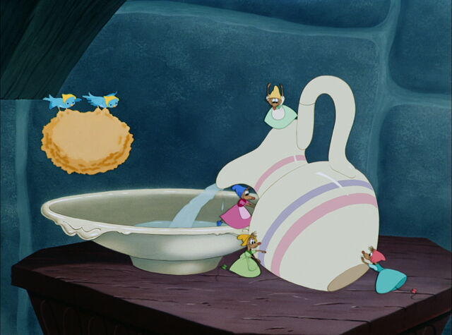 File:Cinderella-disneyscreencaps.com-537.jpg