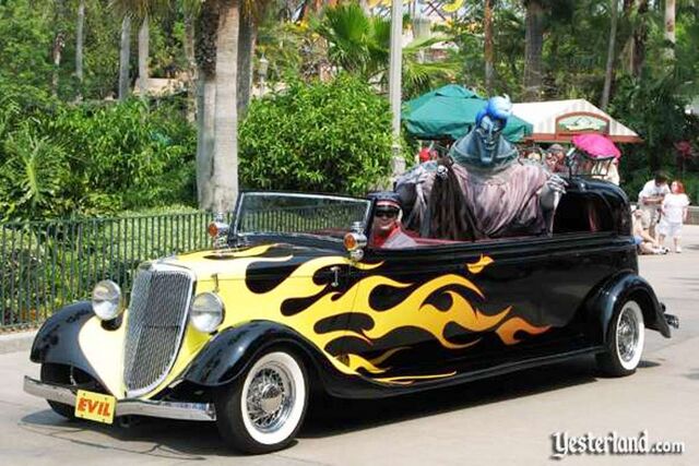 File:Carparade 10.jpg