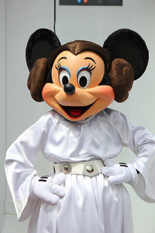 File:Minnie-Leia2.jpg