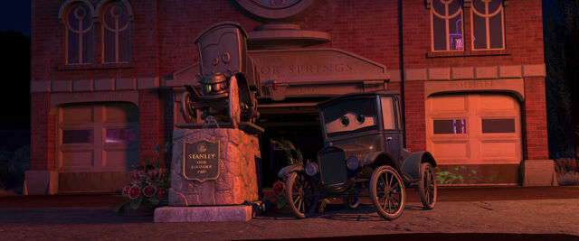 File:StanleyCars14.jpg