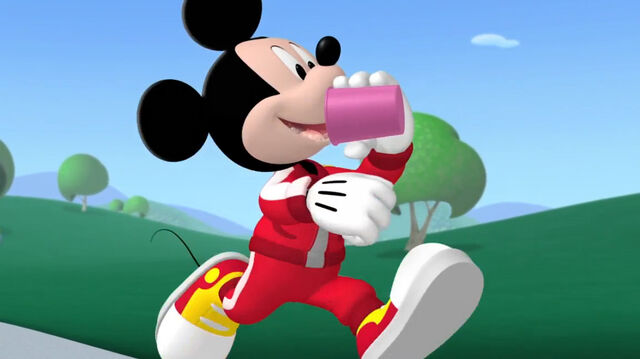 File:Mickey drinking while running.jpg