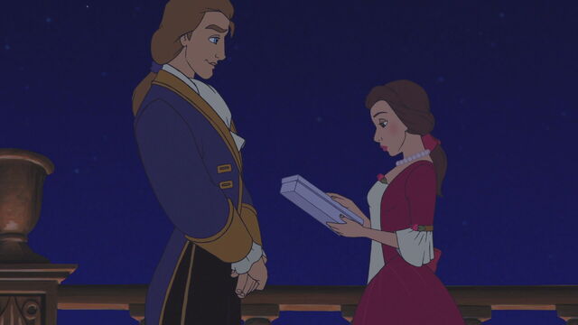 File:Beauty-beast-christmas-disneyscreencaps.com-7813.jpg
